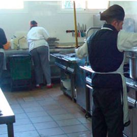 Residencia Nuestra Señora del Rosario personal de cocina